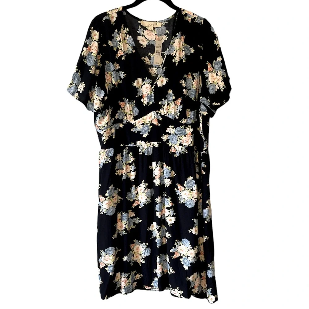 Loft Floral V-Neck Short Sleeve Dress NWT Size 14
